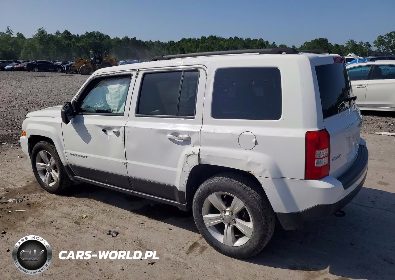 2014 Jeep Patriot Latitude VIN:1C4NJRFB7ED717415 - 2