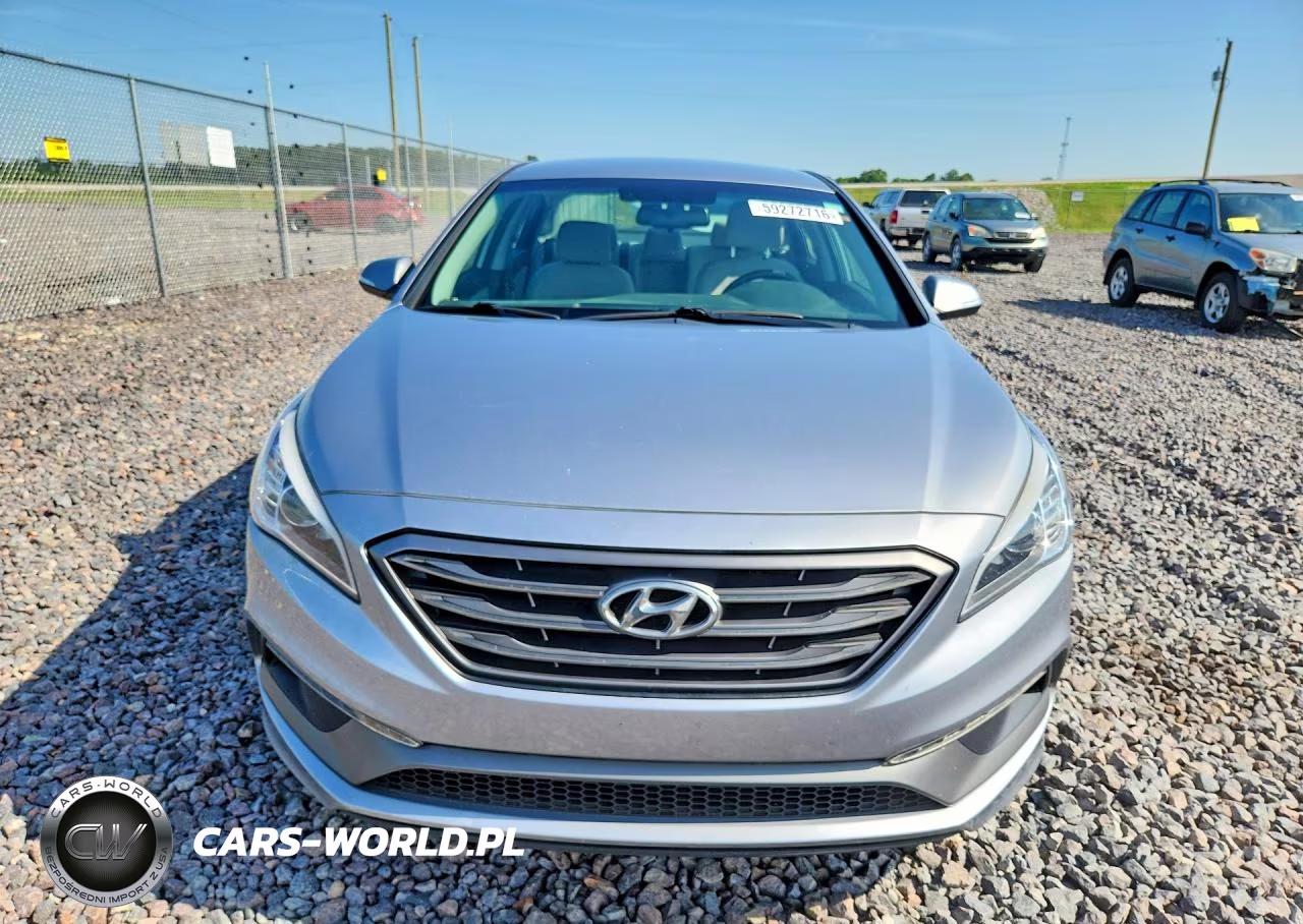 2017 Hyundai Sonata Sport VIN:5NPE34AF4HH558424 - 5