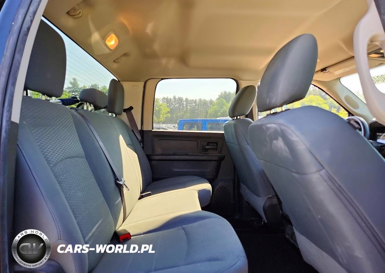 2018 Ram 2500 St VIN:3C6UR5CJ3JG364457 - 10