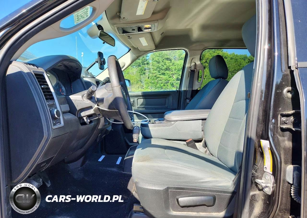 2018 Ram 2500 St VIN:3C6UR5CJ3JG364457 - 7