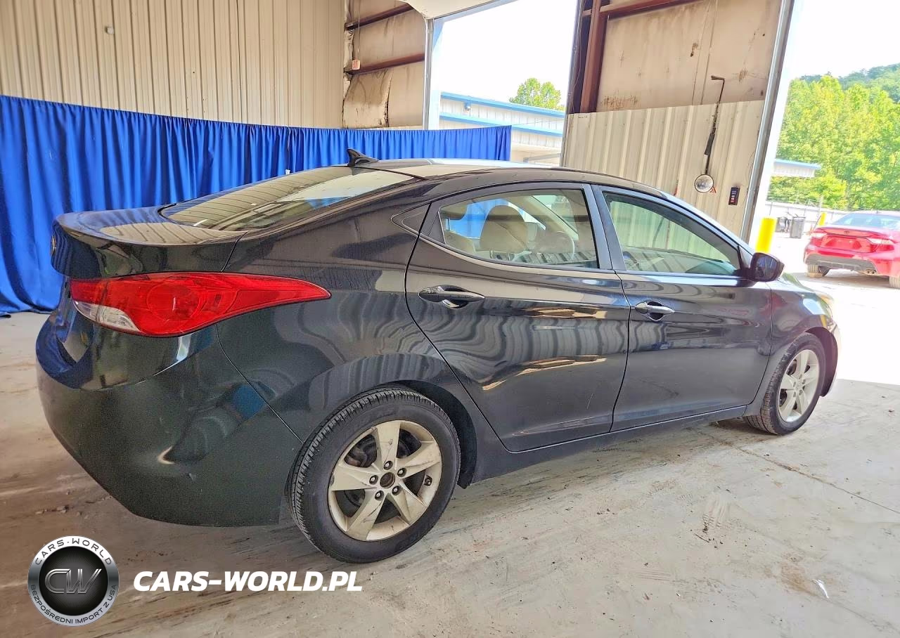 2012 Hyundai Elantra Gls VIN:5NPDH4AE7CH105718 - 3