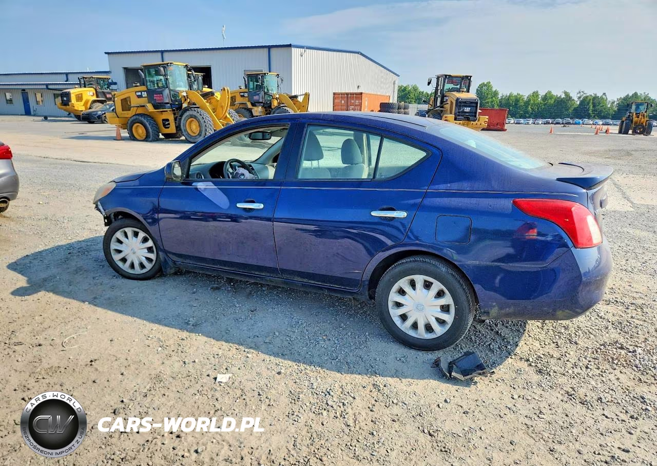 2014 Nissan Versa VIN:3N1CN7AP7EL832564 - 2
