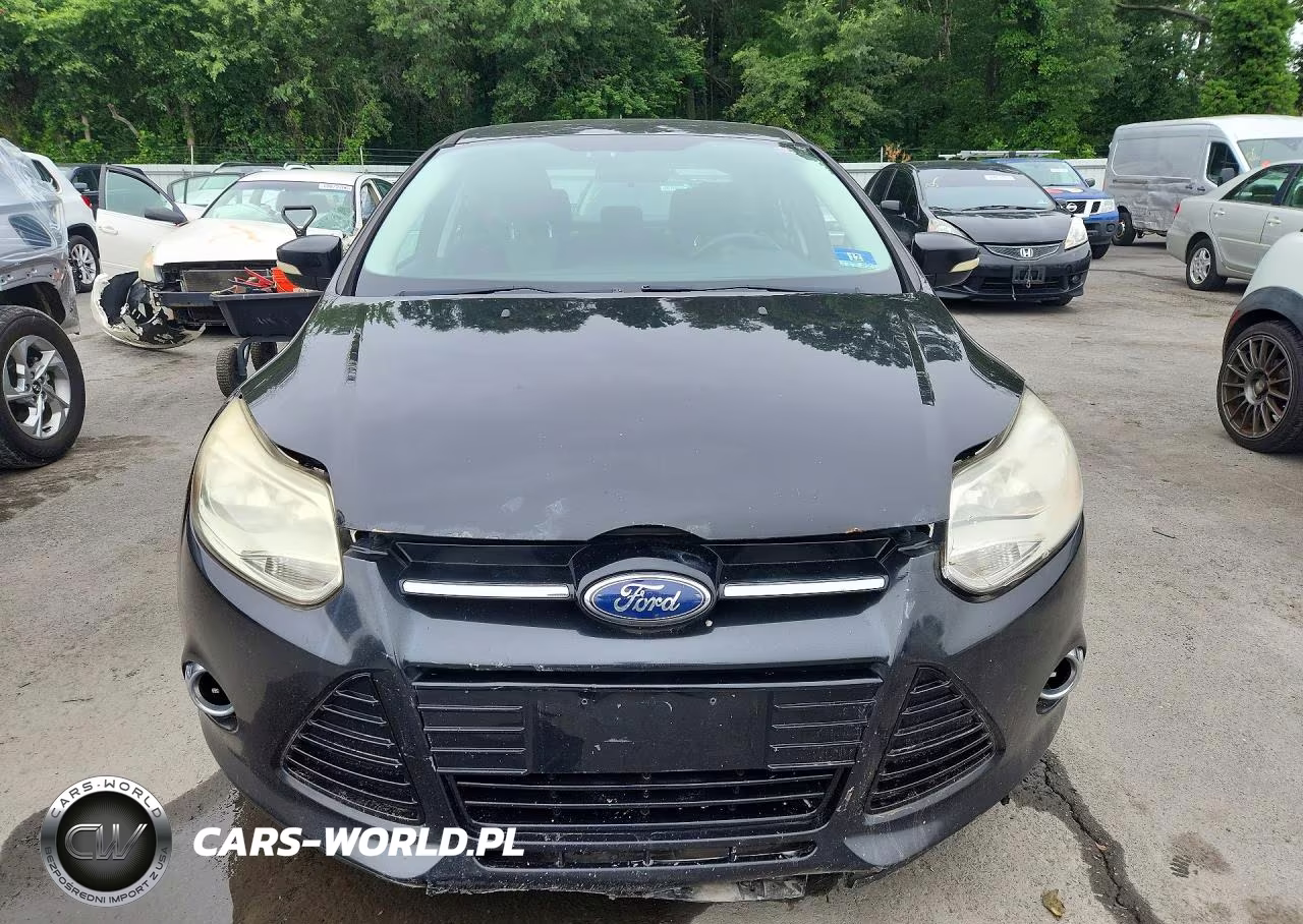 2012 Ford Focus Se VIN:1FAHP3F21CL284207 - 5