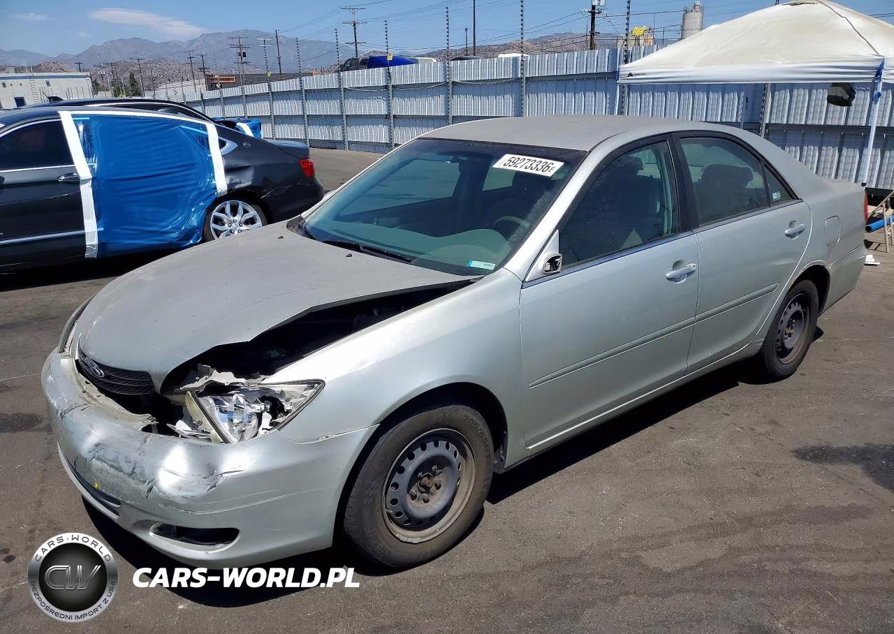2003 Toyota Camry Le – zdjęcie 1 z 12