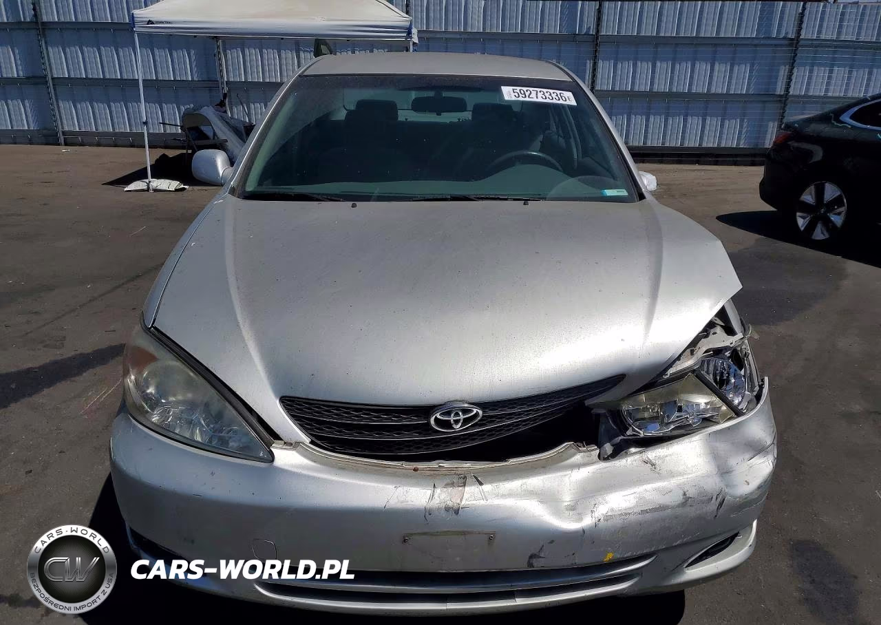 2003 Toyota Camry Le VIN:JTDBE32KX30227629 - 5