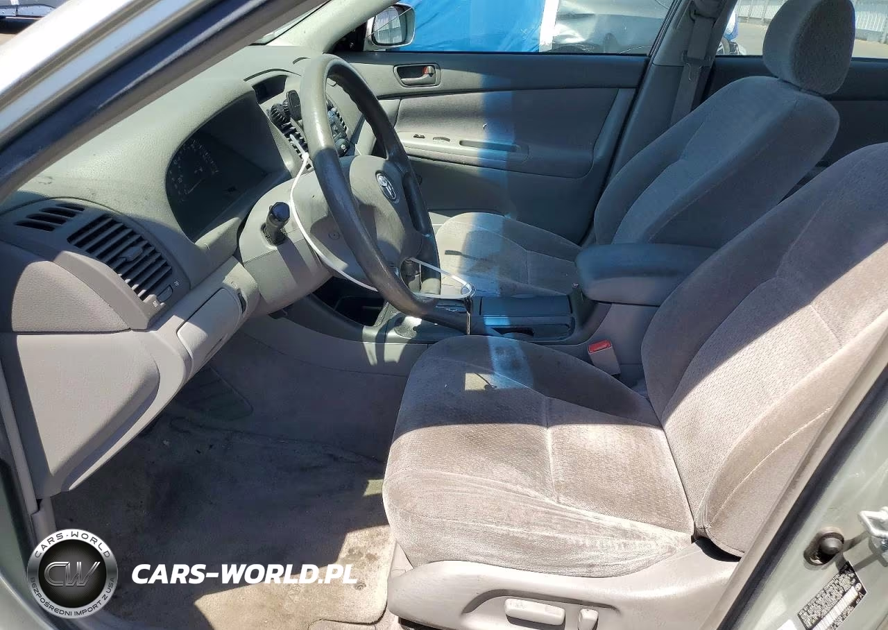 2003 Toyota Camry Le VIN:JTDBE32KX30227629 - 7