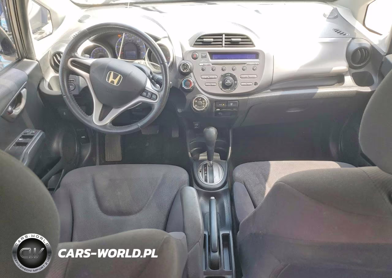 2011 Honda Fit Sport VIN:JHMGE8H51BS003493 - 8