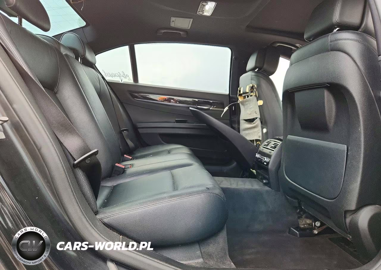 2013 BMW Series 7 VIN:WBAYF4C55DD127760 - 10