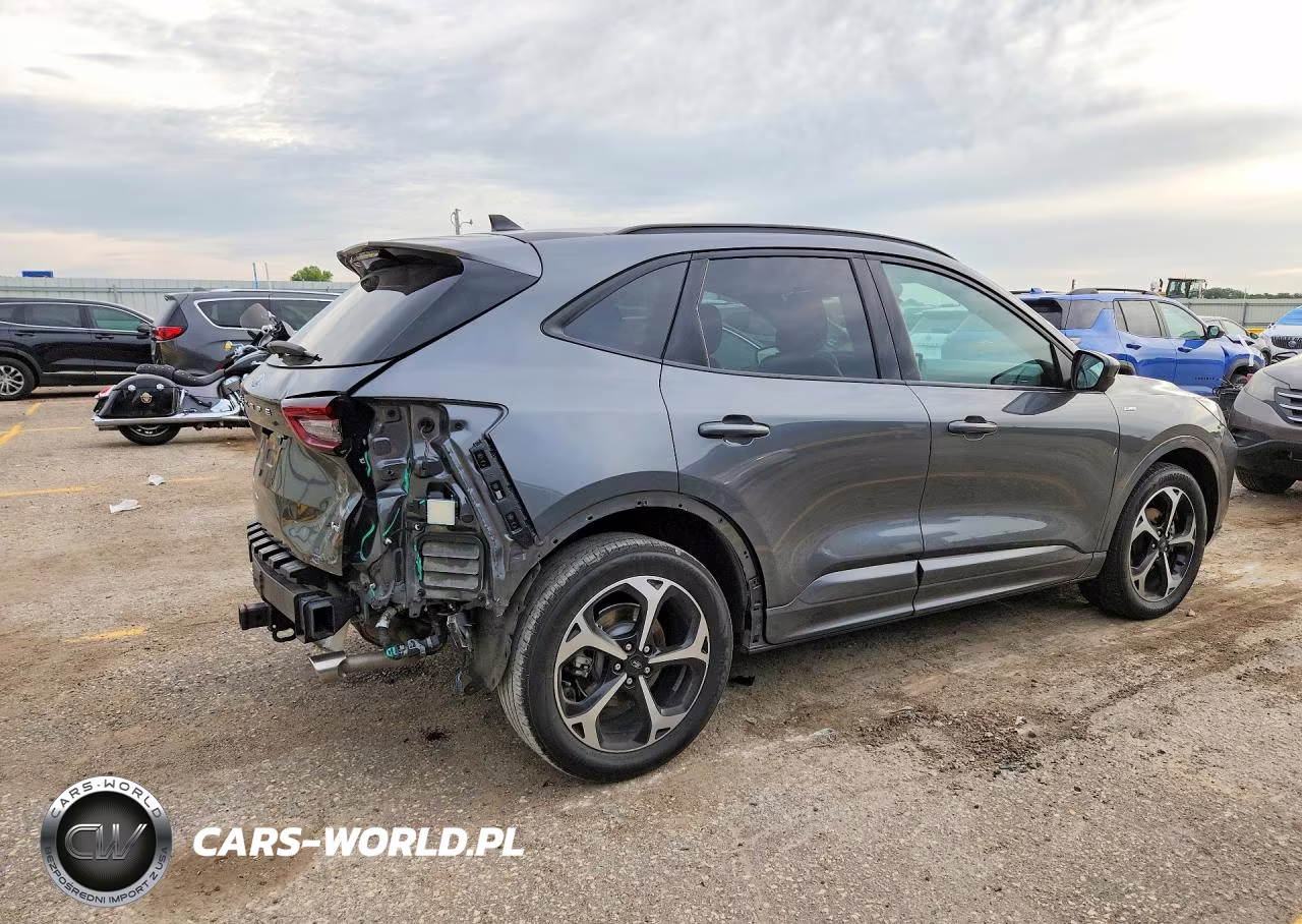 2023 Ford Escape St Line Select VIN:1FMCU9NA7PUB11635 - 3