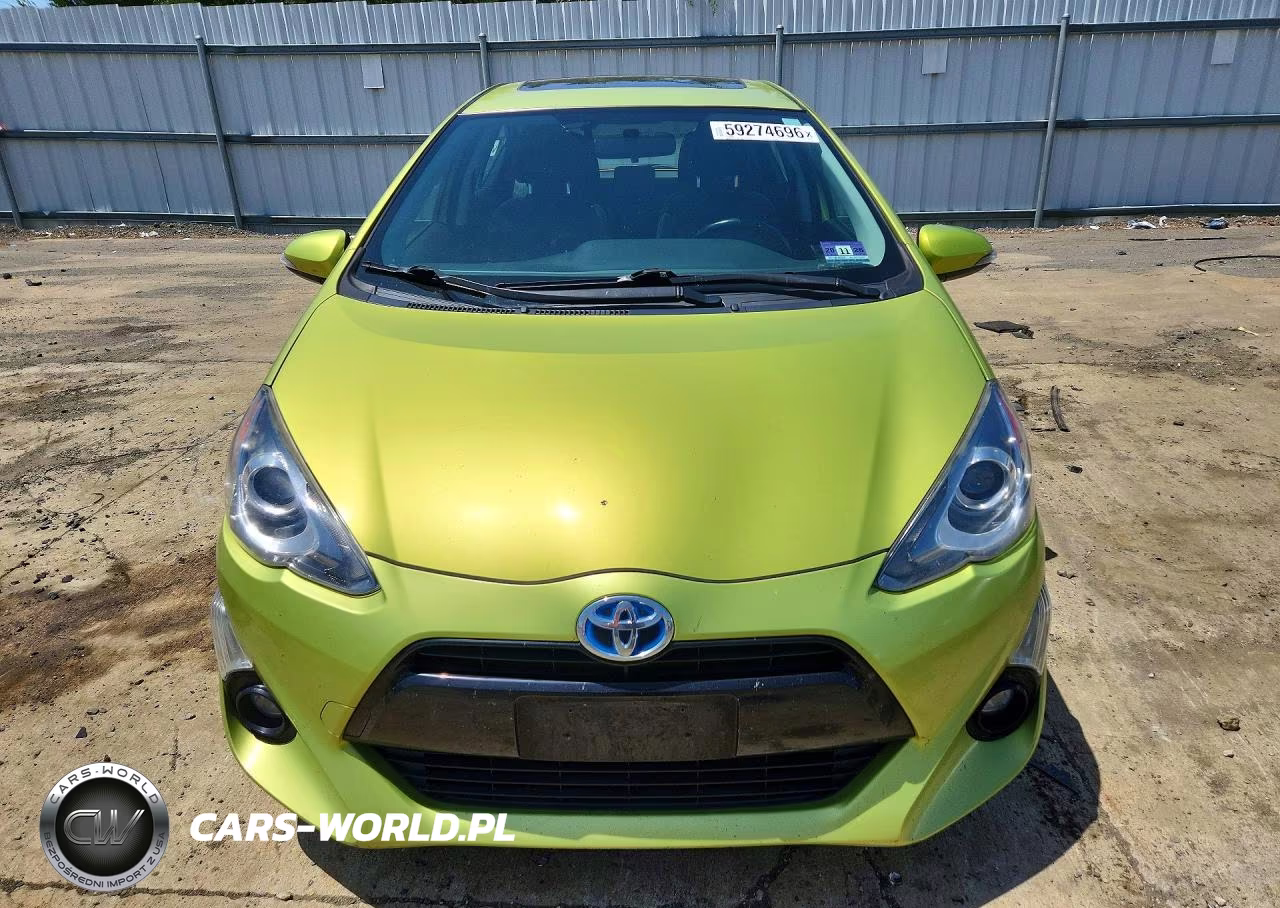 2015 Toyota Prius C Four VIN:JTDKDTB38F1109640 - 5