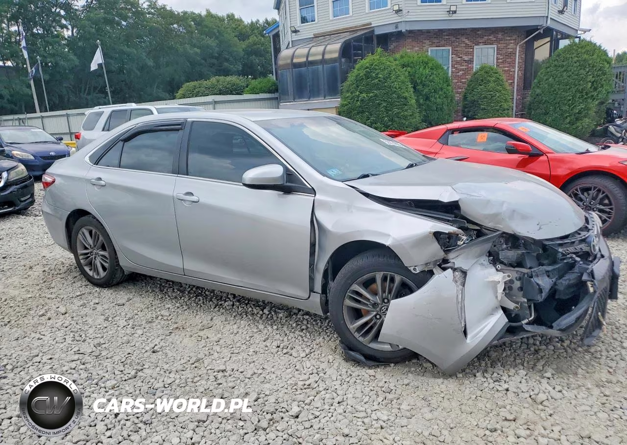 2017 Toyota Camry Se VIN:4T1BF1FK6HU299404 - 4