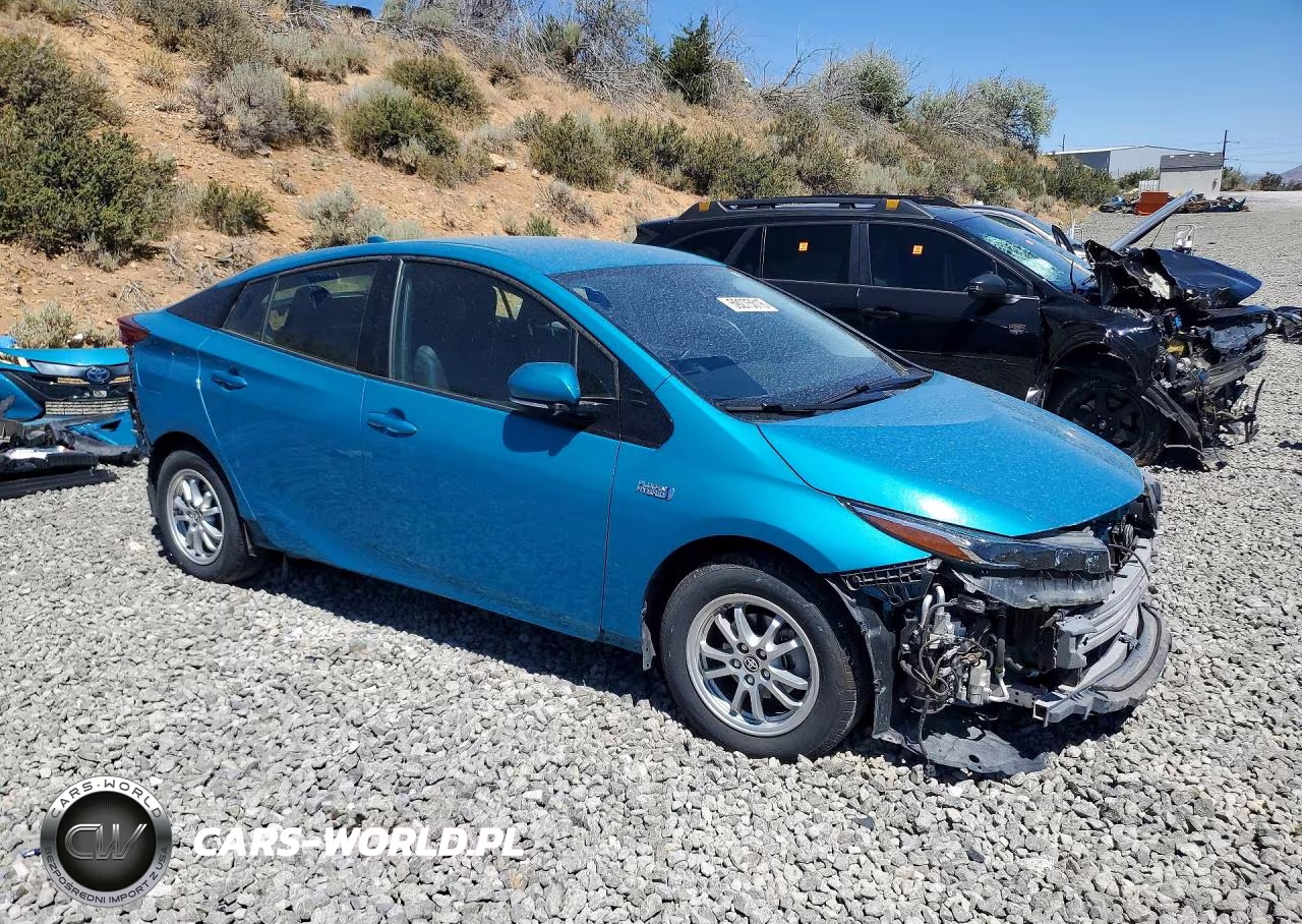 2019 Toyota Prius Prime Premium VIN:JTDKARFPXK3115883 - 4