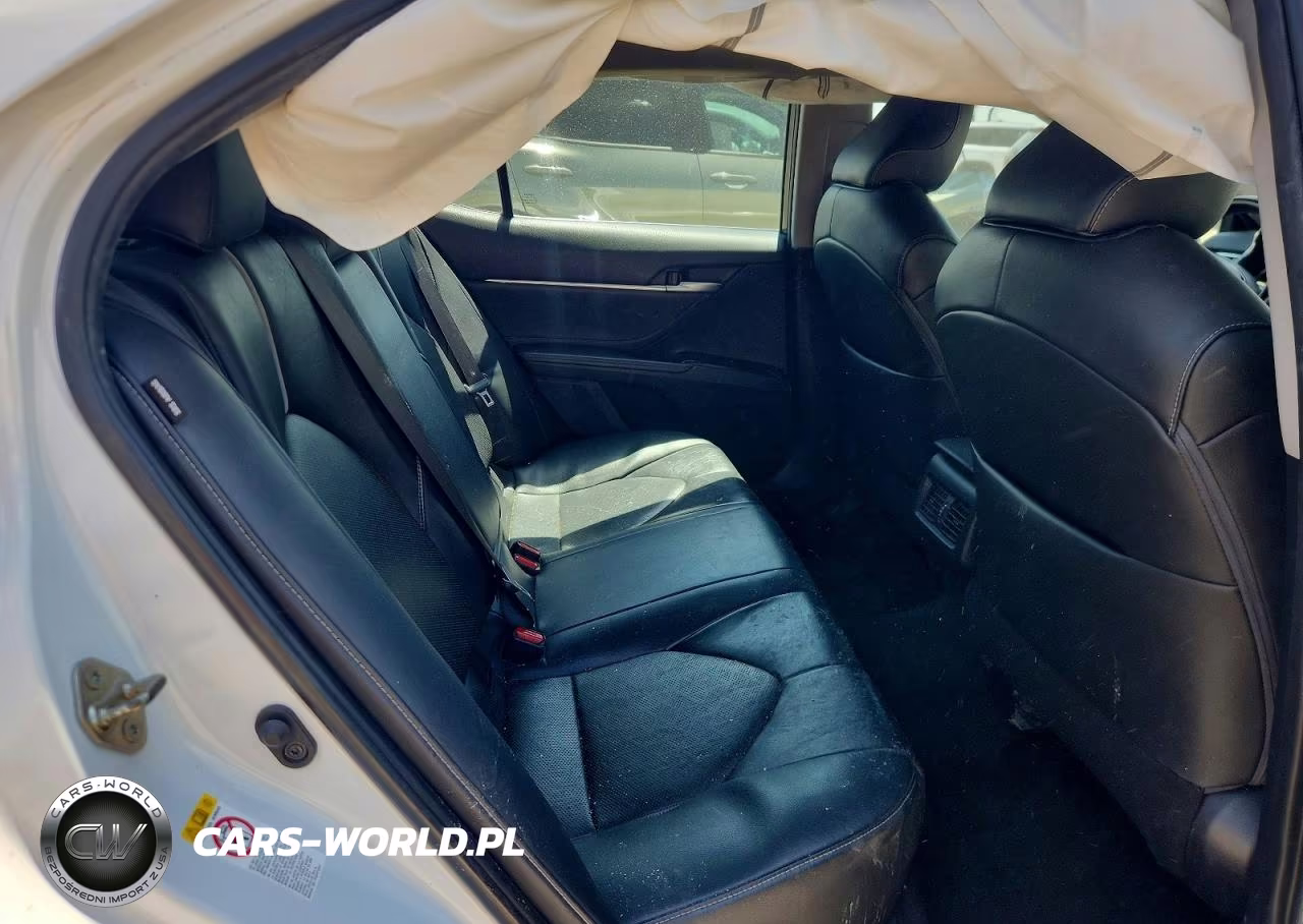 2018 Toyota Camry Xse VIN:4T1B61HK1JU130510 - 10