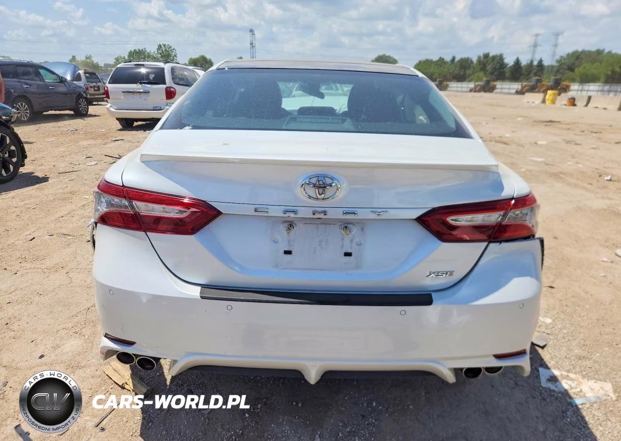 2018 Toyota Camry Xse VIN:4T1B61HK1JU130510 - 6