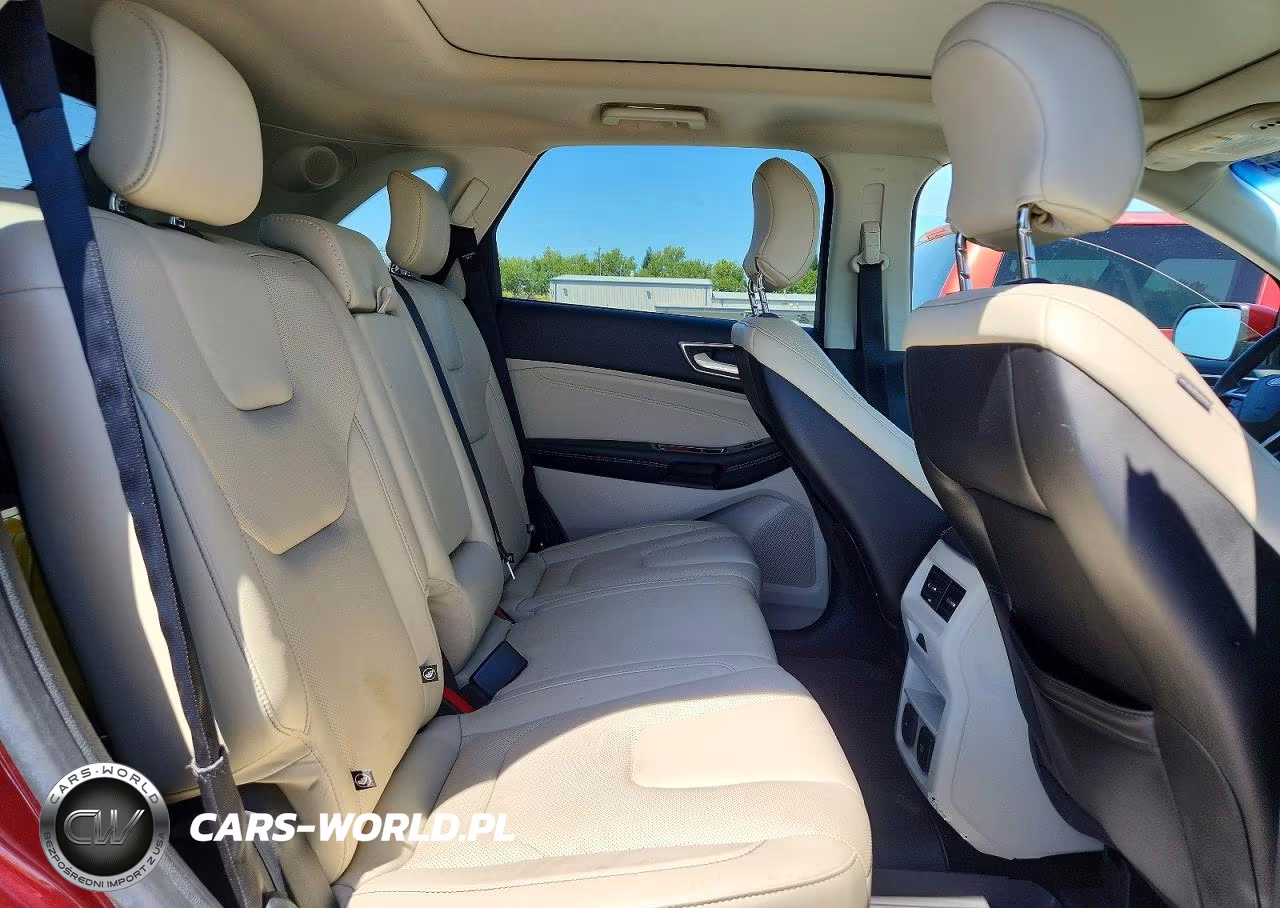 2018 Ford Edge Titanium VIN:2FMPK4K83JBB63742 - 11