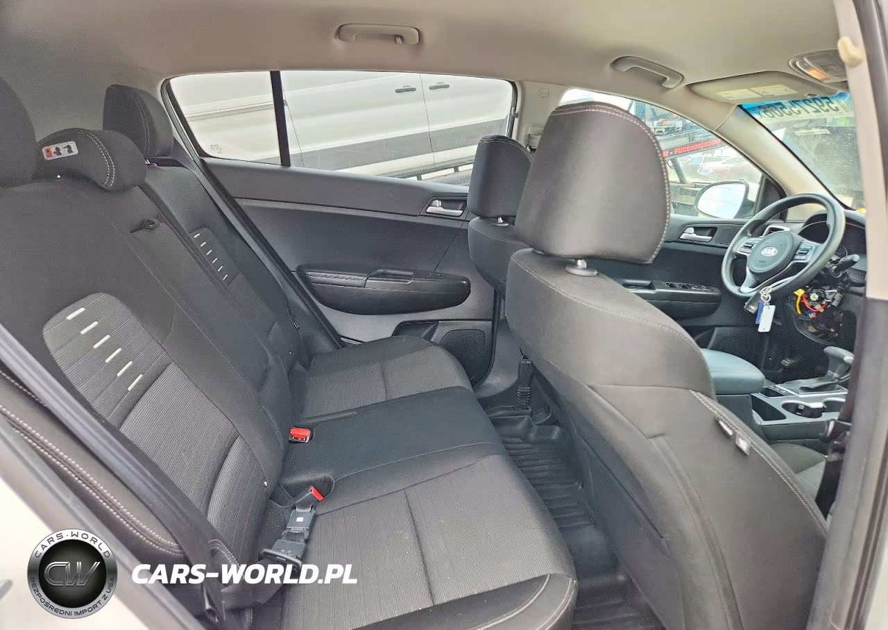 2018 Kia Sportage Lx VIN:KNDPMCAC2J7411065 - 10