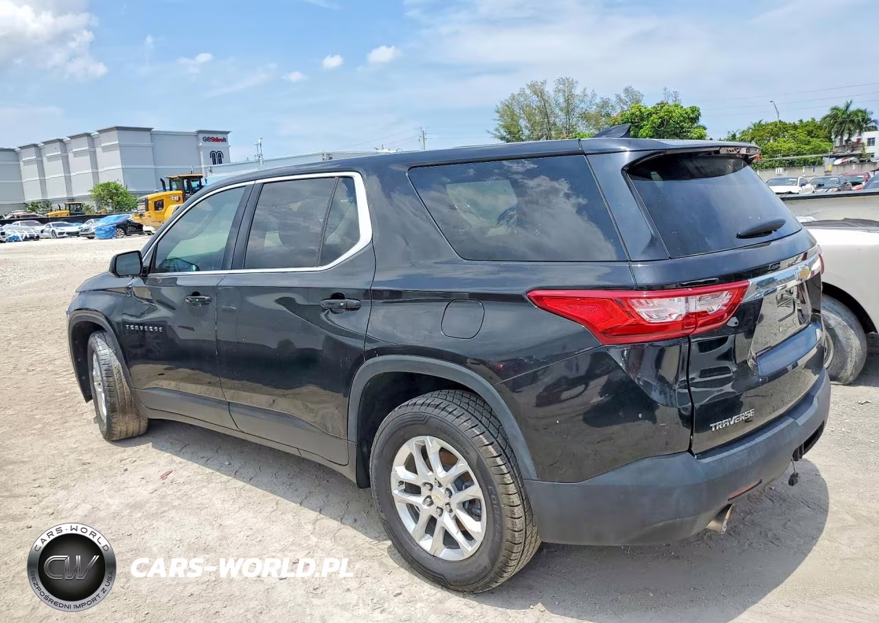2019 Chevrolet Traverse Ls VIN:1GNERFKW6KJ111558 - 2