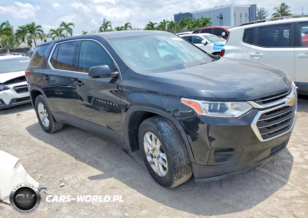 2019 Chevrolet Traverse Ls VIN:1GNERFKW6KJ111558 - 4
