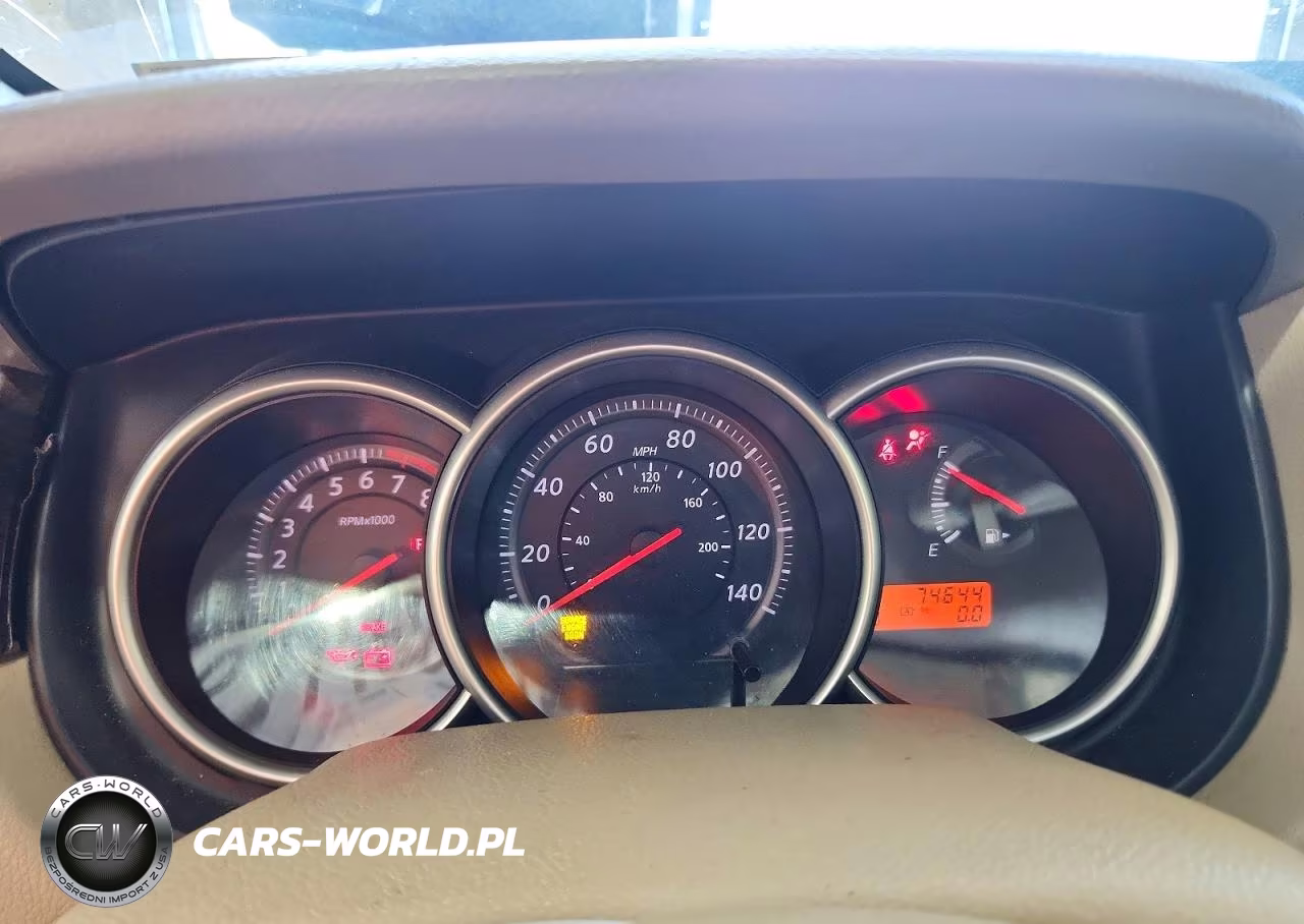 2010 Nissan Versa 1.8 S VIN:3N1BC1CP3AL422706 - 9