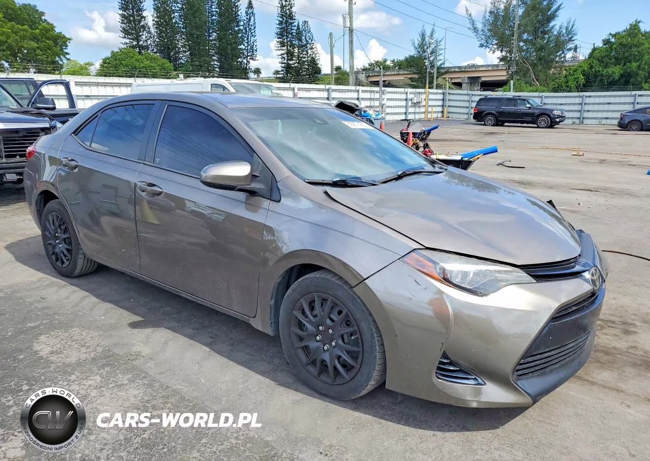 2017 Toyota Corolla Im Sw VIN:2T1BURHE2HC866141 - 4