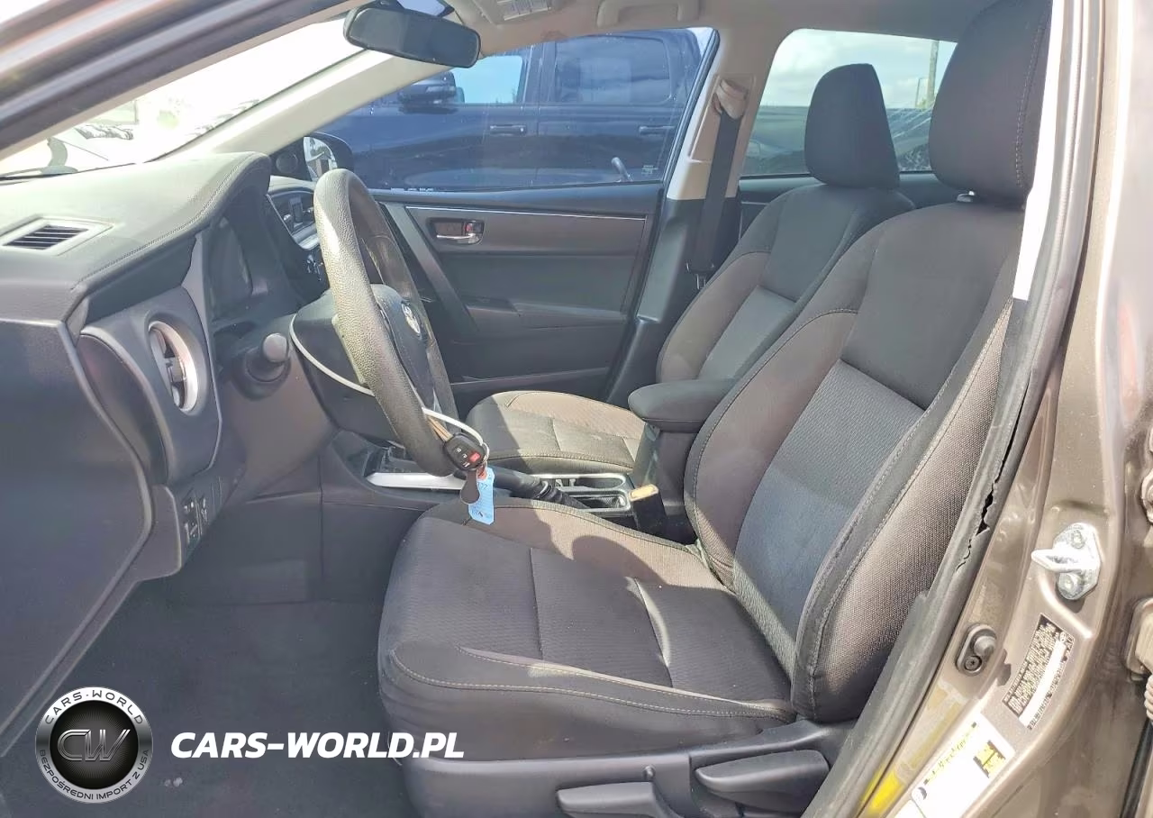 2017 Toyota Corolla Im Sw VIN:2T1BURHE2HC866141 - 7