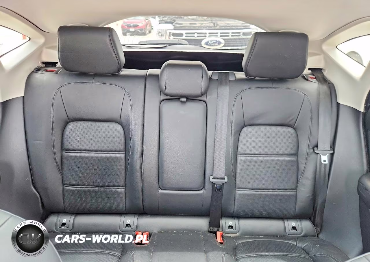 2018 Jaguar E-Pace S VIN:SADFJ2FXXJ1Z05532 - 10