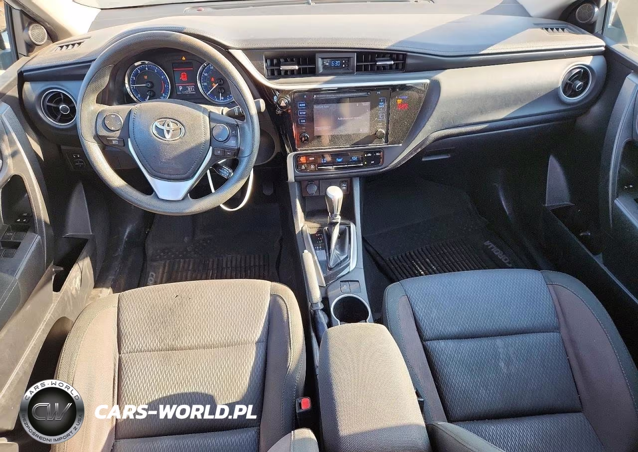 2018 Toyota Corolla Le VIN:5YFBURHE0JP835458 - 8