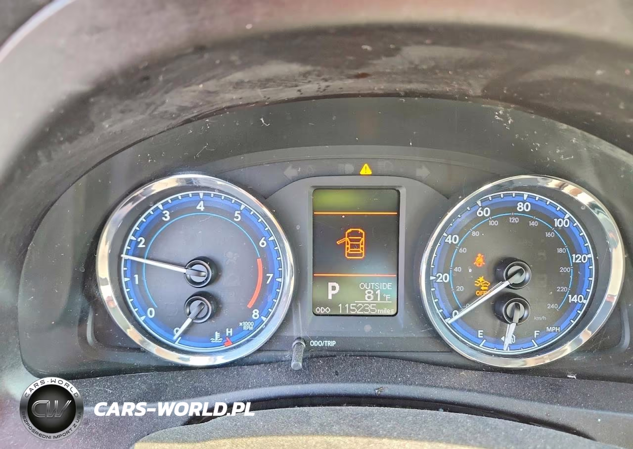 2018 Toyota Corolla Le VIN:5YFBURHE0JP835458 - 9