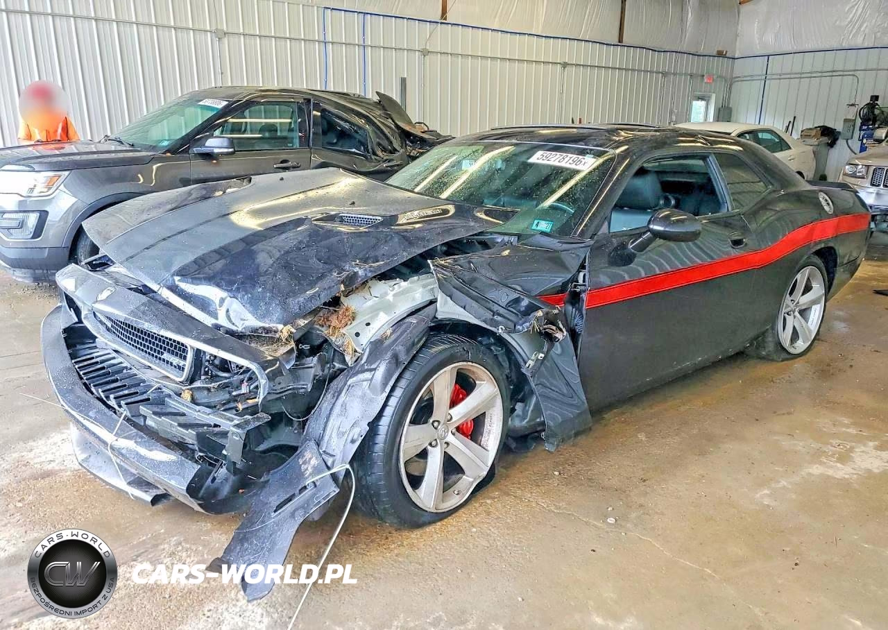 2009 Dodge Challenger Srt-8 – zdjęcie 1 z 13