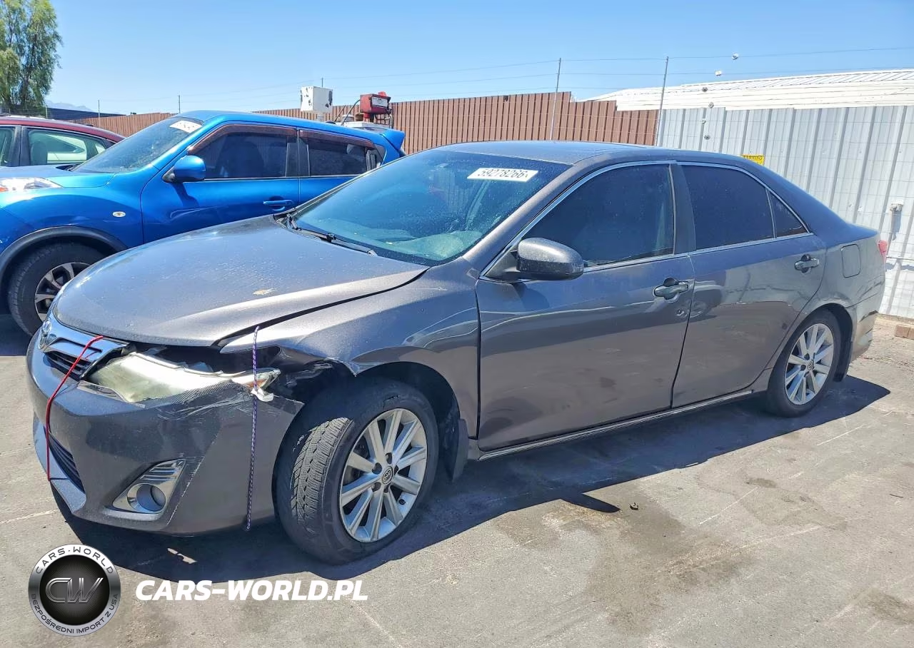 2014 Toyota Camry Xle V6 – zdjęcie 1 z 12