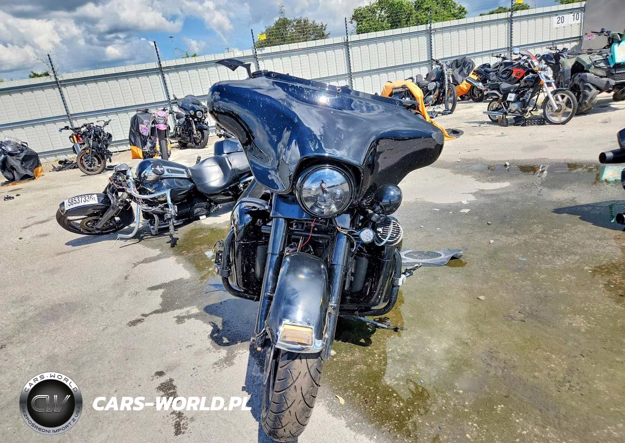 2005 Harley-Davidson Flhtcui VIN:1HD1FCW145Y669786 - 2