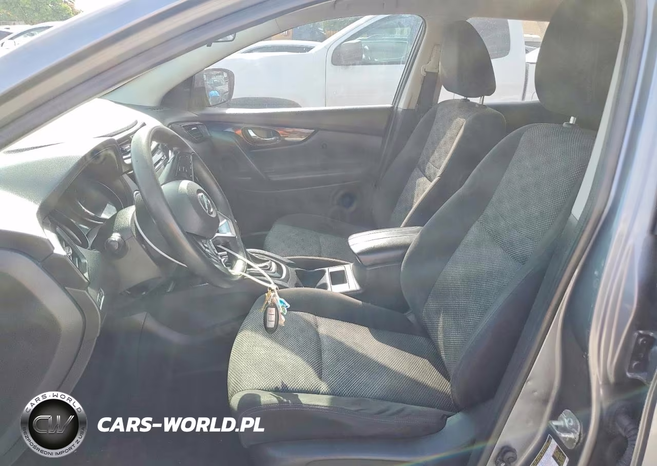 2018 Nissan Rogue Sport S VIN:JN1BJ1CP2JW182161 - 7