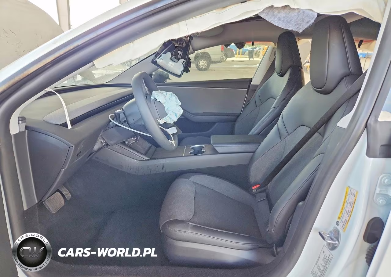 2025 Tesla Model 3 VIN:5YJ3E1EA2SF131859 - 7