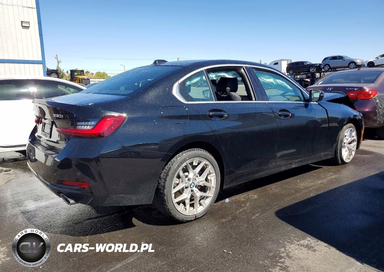 2026 BMW 330Xi VIN:3MW89CW02T8G03394 - 3