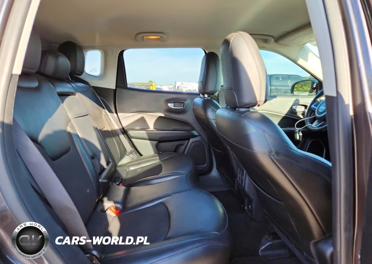 2020 Jeep Compass Latitude VIN:3C4NJCBB8LT129422 - 11