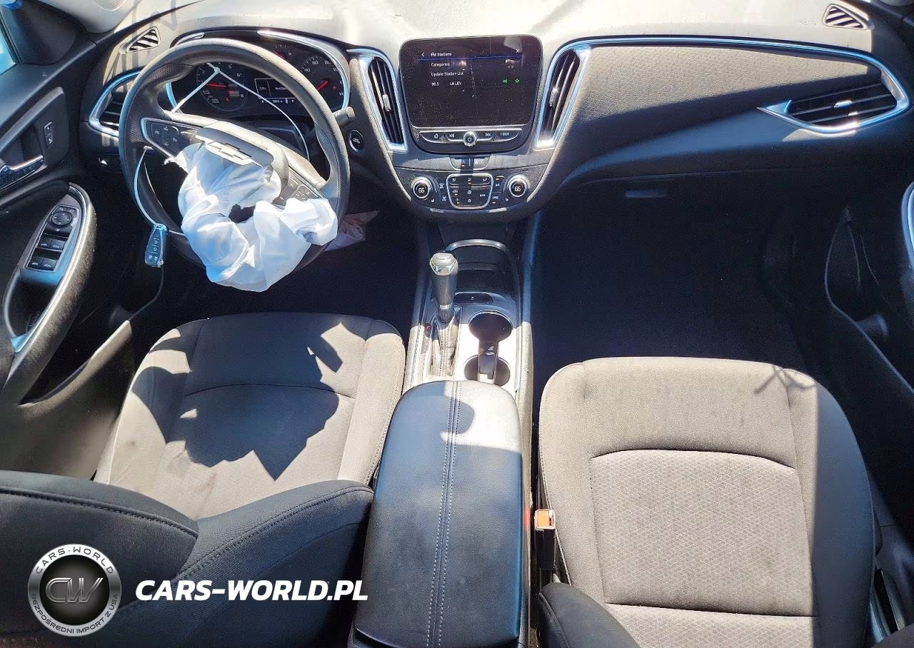 2020 Chevrolet Malibu Lt VIN:1G1ZD5ST5LF026975 - 8