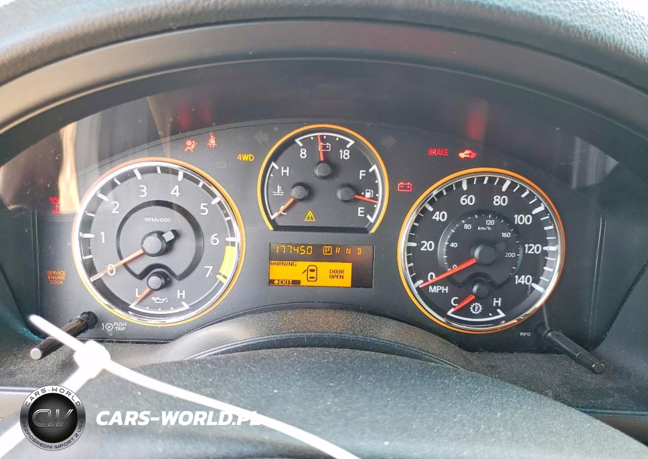 2011 Nissan Armada Platinum VIN:5N1AA0NE2BN614734 - 9