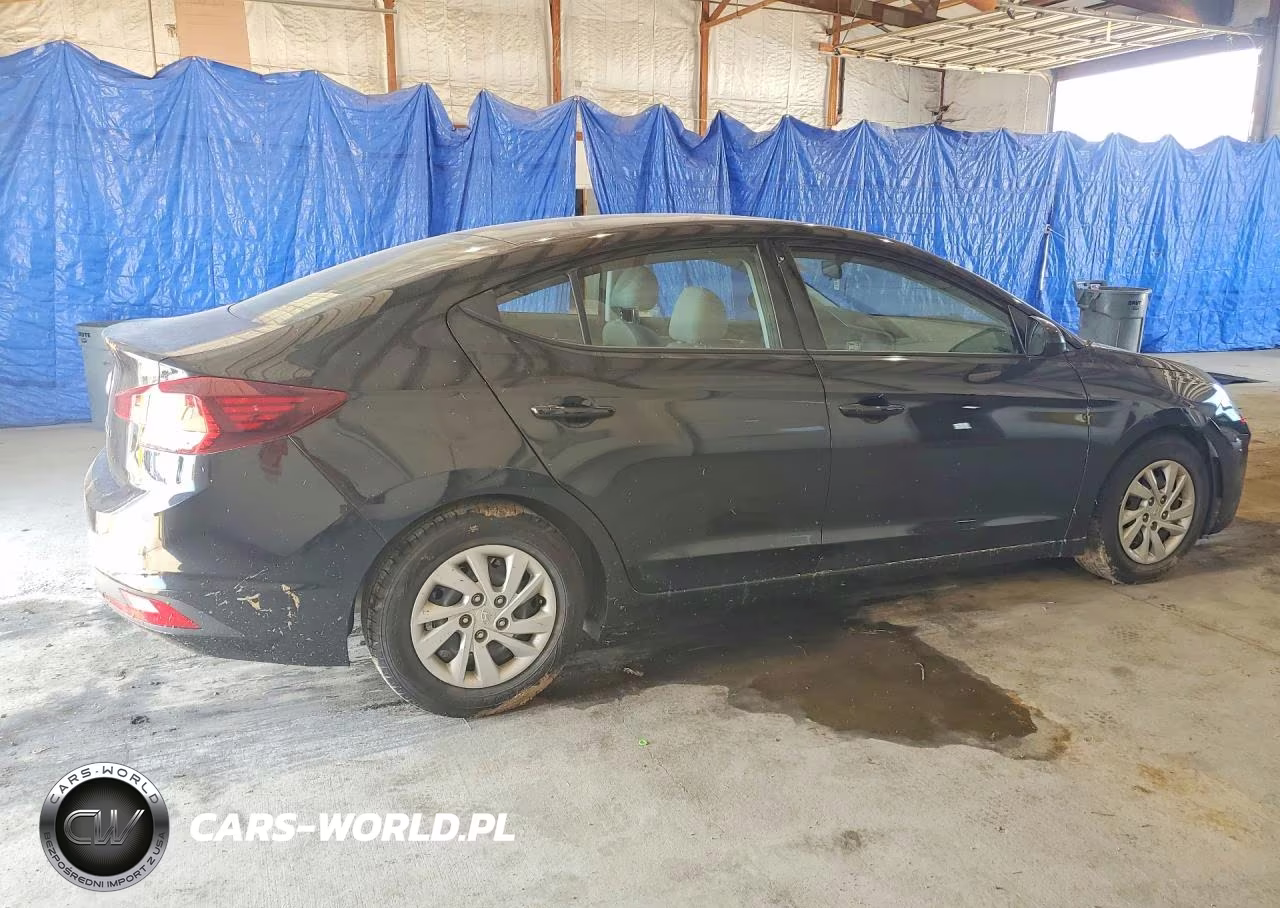 2019 Hyundai Elantra Se VIN:5NPD74LFXKH494944 - 3