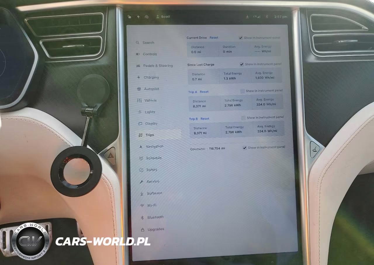 2017 Tesla Model S VIN:5YJSA1E28HF198670 - 9