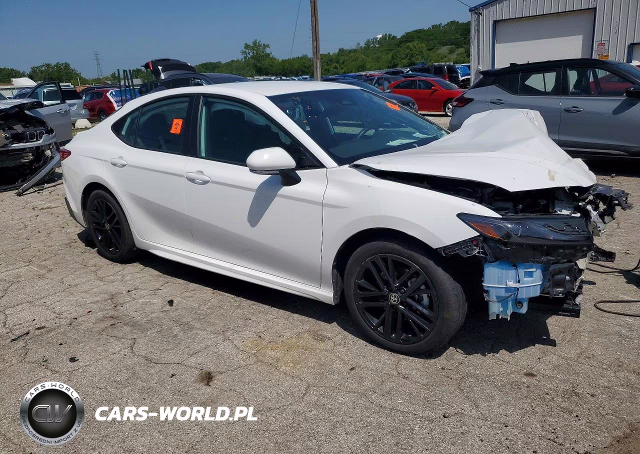 2025 Toyota Camry Se VIN:4T1DAACK2SU135988 - 4