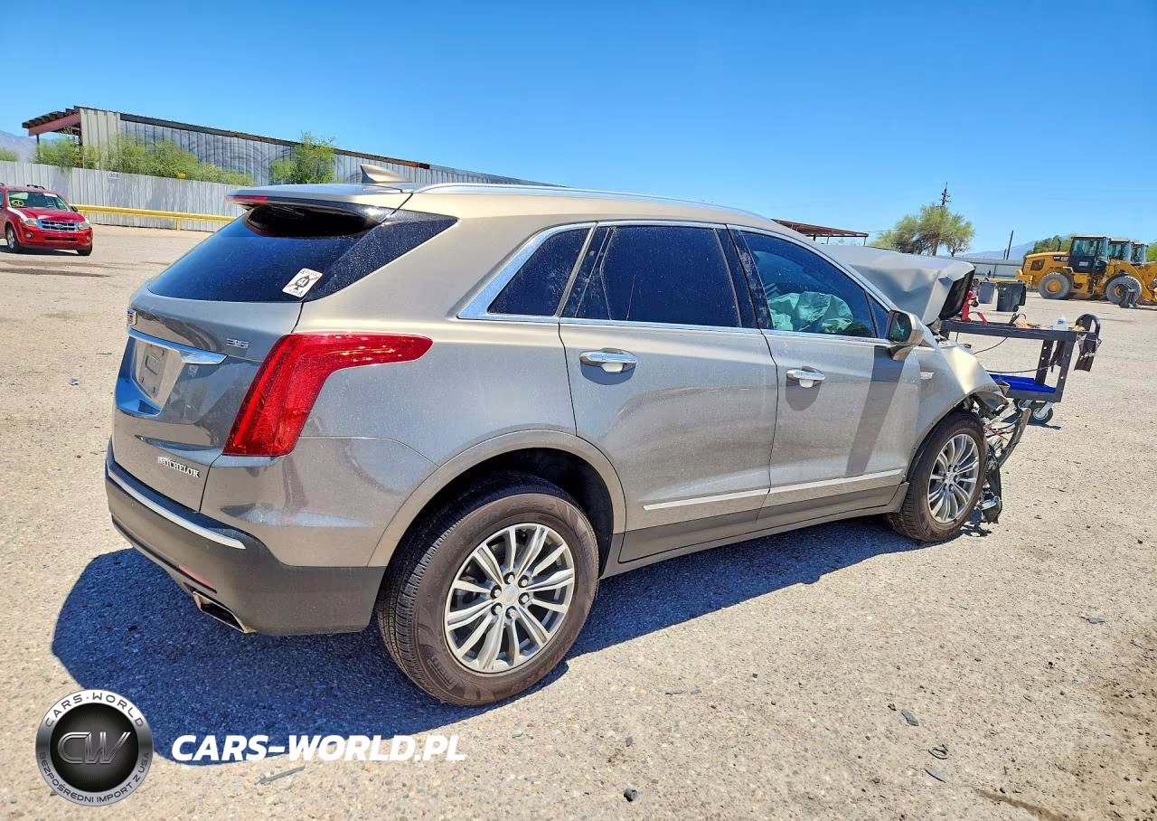 2018 Cadillac Xt5 Luxury VIN:1GYKNCRS0JZ147040 - 3