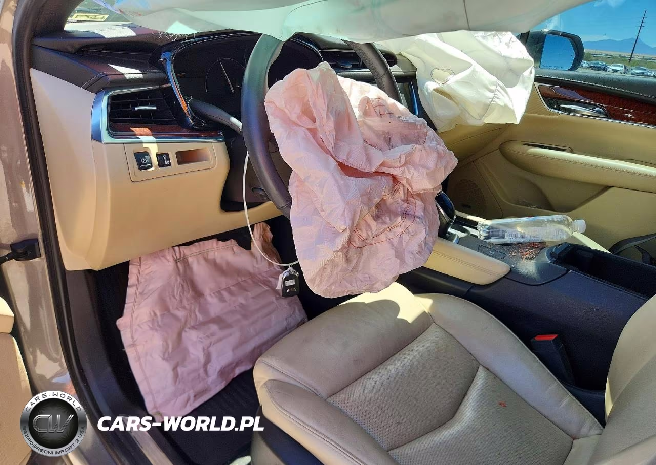 2018 Cadillac Xt5 Luxury VIN:1GYKNCRS0JZ147040 - 8