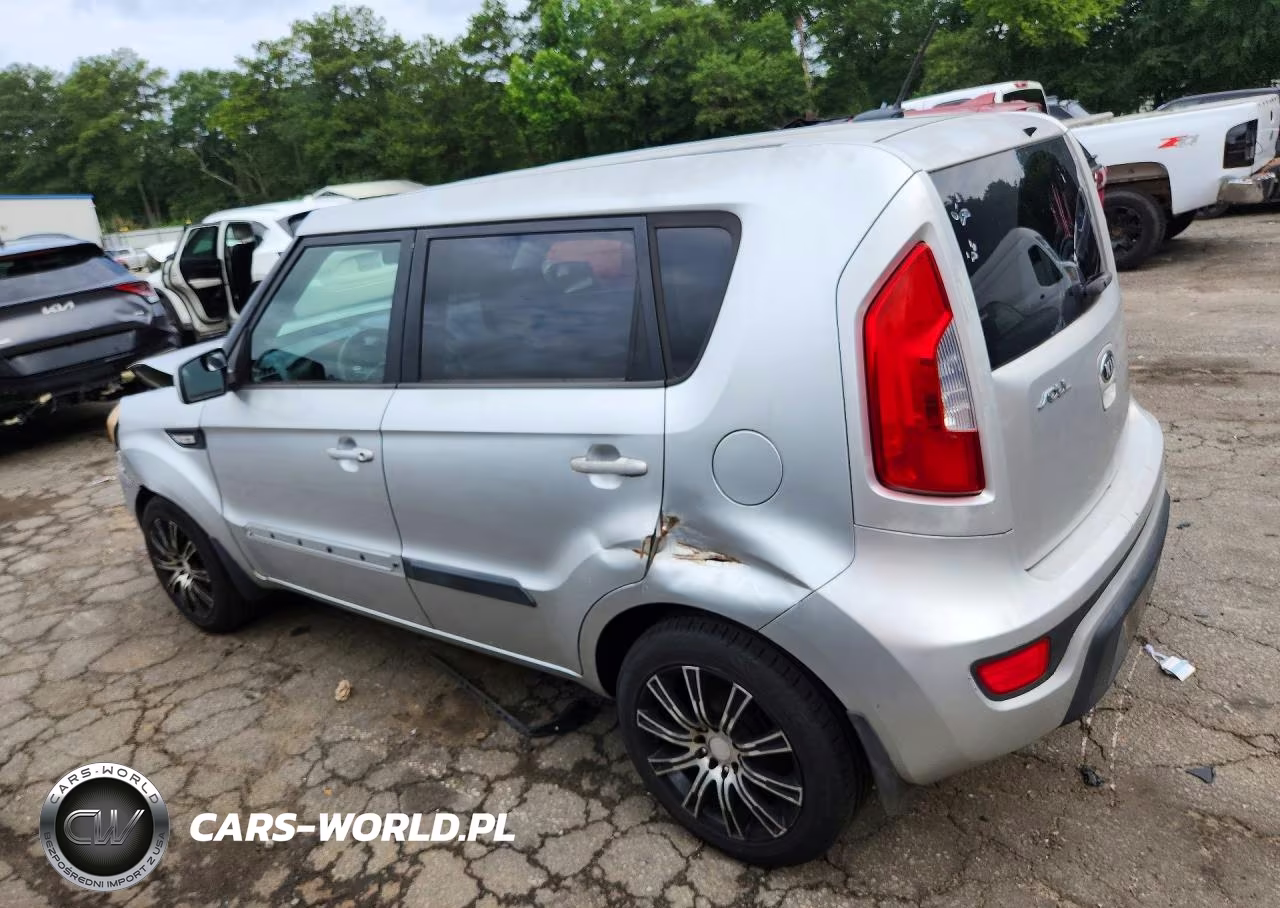 2013 Kia Soul Base VIN:KNDJT2A5XD7526764 - 2