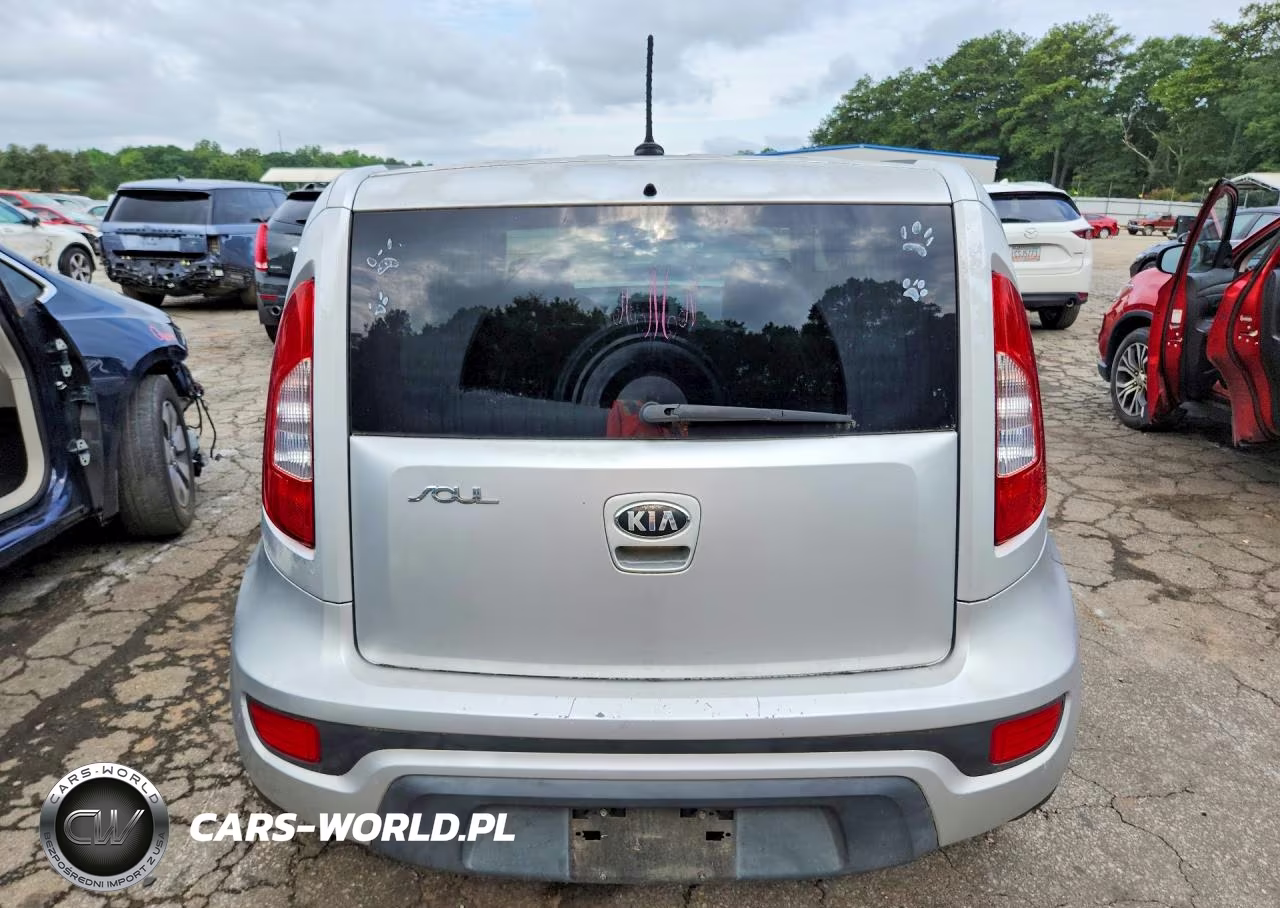 2013 Kia Soul Base VIN:KNDJT2A5XD7526764 - 6