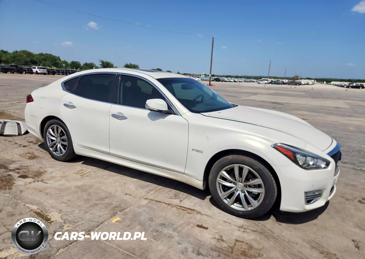2015 Infiniti Q70 Hybrid VIN:JN1EY1AP5FM510011 - 4