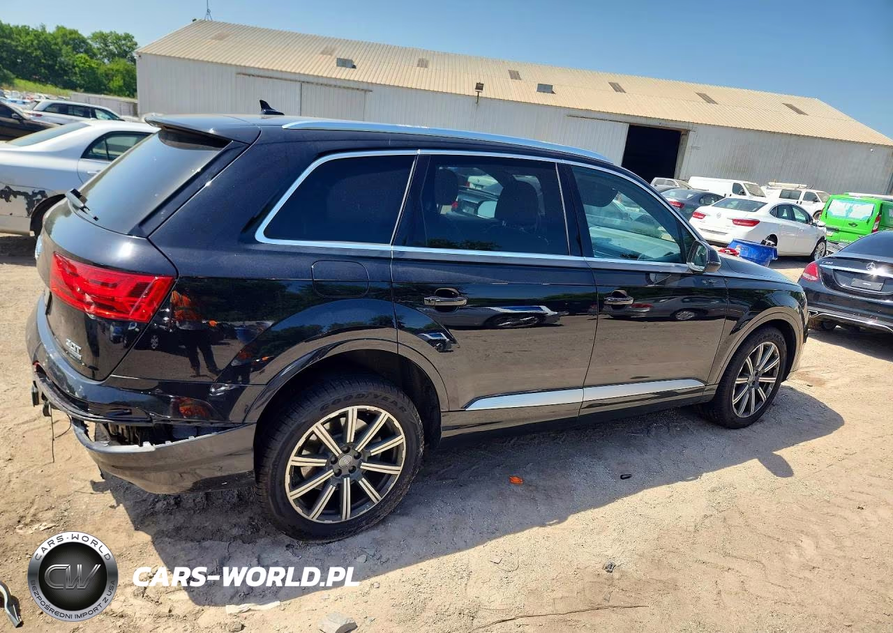2017 Audi Q7 Prestige VIN:WA1VAAF78HD052584 - 3