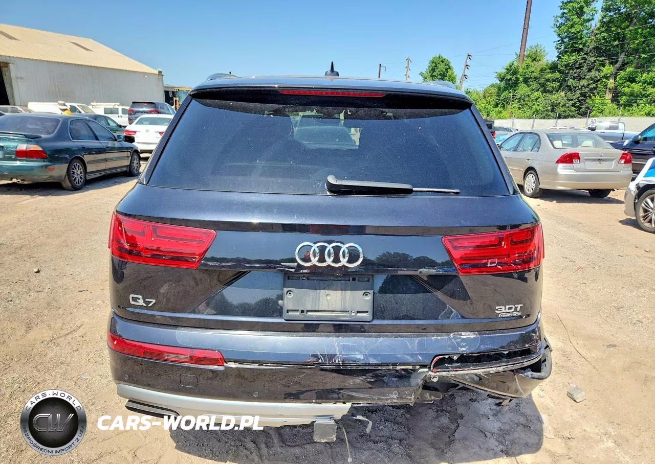 2017 Audi Q7 Prestige VIN:WA1VAAF78HD052584 - 6