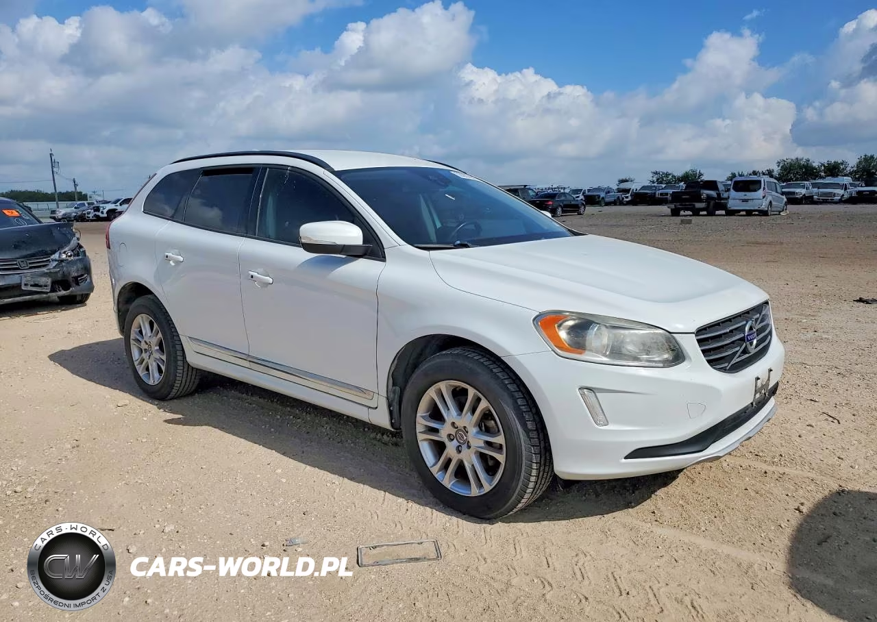 2015 Volvo Xc60 T5 VIN:YV440MDJ3F2673015 - 4