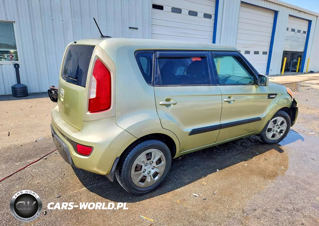 2013 Kia Soul Base VIN:KNDJT2A50D7590795 - 3
