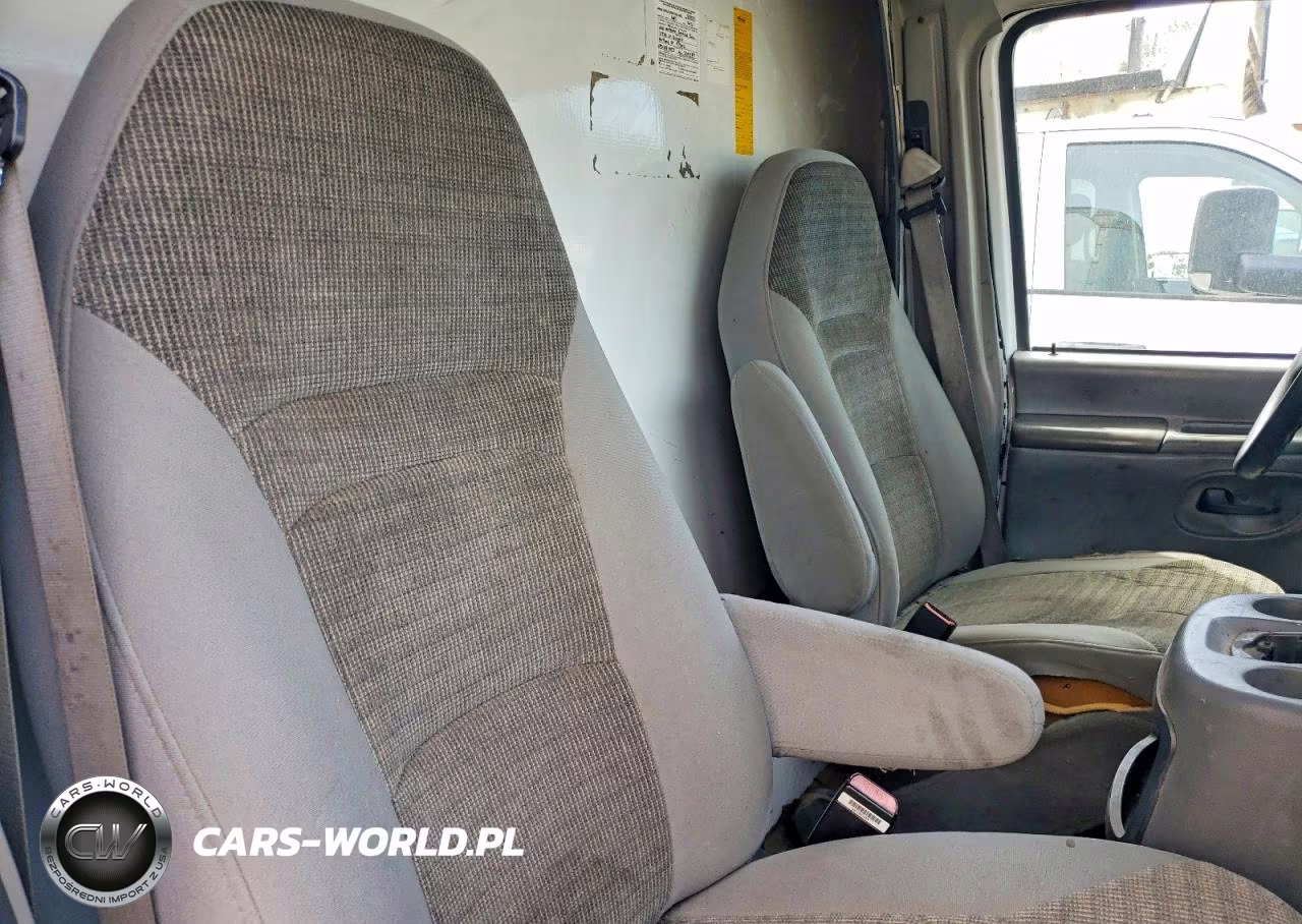 2004 Ford Econoline E350 Super Duty Cutaway Van VIN:1FDWE35L14HA61960 - 11